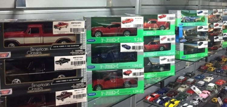 Father's Day Special 1:24 Die-Cast Model Cars (Limited Time Only) Father's Day Special 1:24 Die-Cast Model Cars (Limited Time Only)